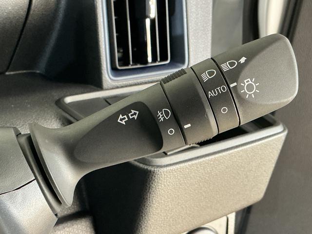 タント カスタムＸ　届出済み未使用車　パノラマモニター　電動スライド　届出済み未使用車　パノラマモニター　両側電動スライドドア　前席シートヒーター　前後コーナーセンサー　電子パーキング　オートブレーキホールド　オートマチックハイビーム　１４インチ純正アルミホイール（51枚目）