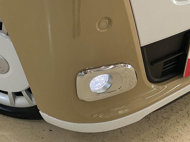 ムーヴキャンバス ストライプスＧ　届出済み未使用車　４ＷＤ　バックカメラ　届出済み未使用車　４ＷＤ　バックカメラ　両側電動スライドドア　前席シートヒーター　前後コーナーセンサー　ホッとカップホルダー　電子パーキング　オートブレーキホールド　オートマチックハイビーム　ＵＳＢ（10枚目）