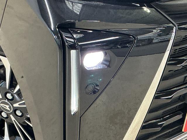 タント カスタムＲＳ　ワンオーナー　ターボ　ディスプレイオーディオ　ワンオーナー　ターボ　スマホ連携９インチディスプレイオーディオ　バックカメラ　両側電動スライドドア　前後コーナーセンサー　前席シートヒーター　電子パーキング　オートブレーキホールド　ＵＳＢ接続（12枚目）