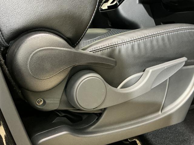 タント カスタムＲＳ　ワンオーナー　ターボ　ディスプレイオーディオ　ワンオーナー　ターボ　スマホ連携９インチディスプレイオーディオ　バックカメラ　両側電動スライドドア　前後コーナーセンサー　前席シートヒーター　電子パーキング　オートブレーキホールド　ＵＳＢ接続（42枚目）