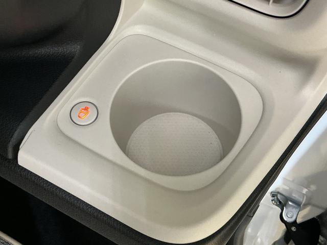 ムーヴキャンバス ストライプスＧ　届出済み未使用車　バックカメラ　電動スライド　届出済み未使用車　バックカメラ　両側電動スライドドア　前後コーナーセンサー　前席シートヒーター　電子パーキング　オートブレーキホールド　オートマチックハイビーム　ホッとカップホルダー　ＵＳＢ（4枚目）