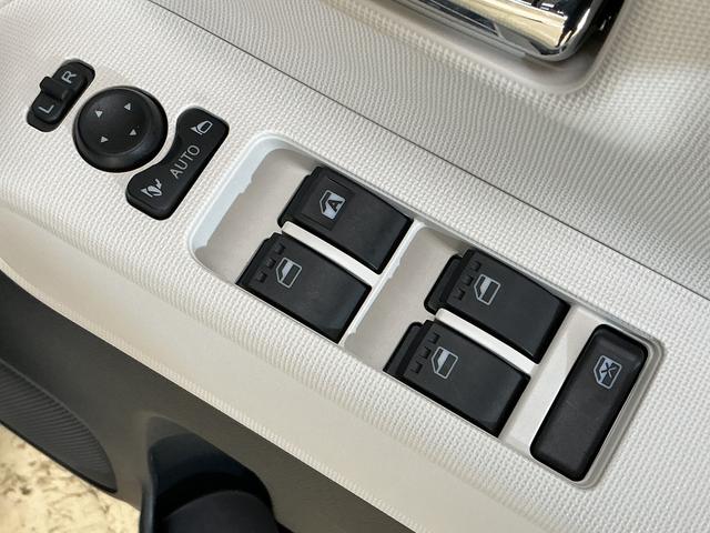 ムーヴキャンバス ストライプスＧ　届出済み未使用車　バックカメラ　電動スライド　届出済み未使用車　バックカメラ　両側電動スライドドア　前後コーナーセンサー　前席シートヒーター　電子パーキング　オートブレーキホールド　オートマチックハイビーム　ホッとカップホルダー　ＵＳＢ（39枚目）