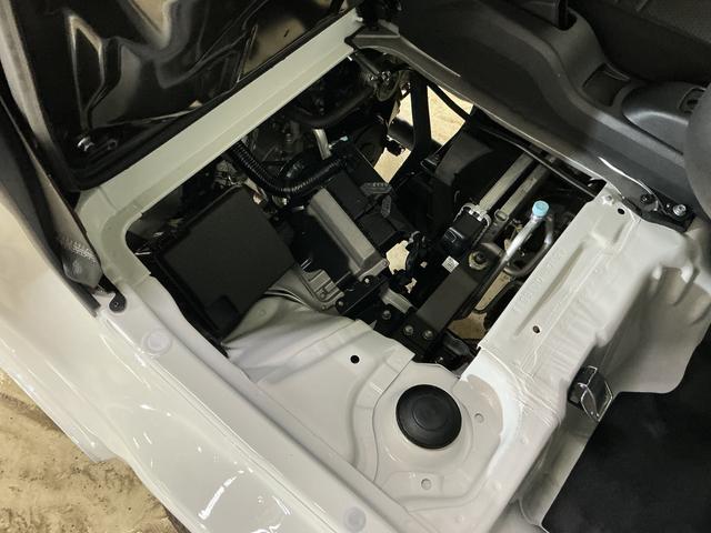 ハイゼットトラック スタンダード　ワンオーナー　４ＷＤ　ＣＶＴ車　ラジオデッキ　ワンオーナー　４ＷＤ　ＣＶＴ車　ラジオデッキ　リアコーナーセンサー　オートマチックハイビーム　３方開　横滑り防止装置　オートライト　マニュアルエアコン　スマートアシスト　ヘッドライトレべライザー（50枚目）