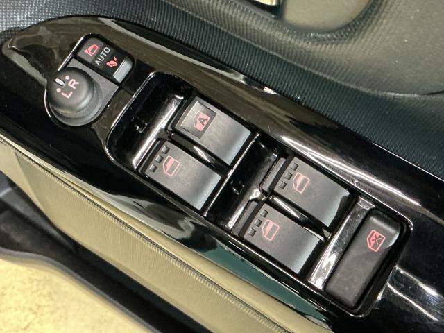 ムーヴキャンバス Ｇブラックインテリアリミテッド　ＳＡＩＩＩ　ナビ　ドラレコ　ナビ　フルセグチューナー　ブルートゥース対応　パノラマモニター　社外ドライブレコーダー　スマートアシストＩＩＩ　プッシュボタンエンジンスタート　両側リヤパワースライドドア　ＬＥＤヘッドライト　ＡＢＳ（52枚目）