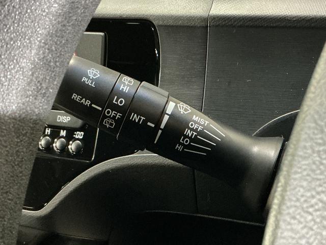 アクア S ナビ フルセグチューナー ブルートゥース対応 ETC ナビ フルセグチューナー ブルートゥース対応 ETC プッシュボタンエンジンスタート オートエアコン 電動格納式ドアミラー ホイールキャップ フォグランプ オートライト バイザー カーペットマット(40枚目)