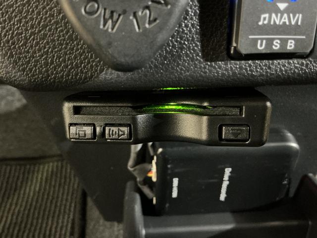 ミライース Ｇ　リミテッドＳＡＩＩＩ　ナビ　バックカメラ　ＥＴＣ　ワンオーナー　ナビ　バックカメラ　ＥＴＣ　ドライブレコーダー　フルセグチューナー　ブルートゥース対応　プッシュボタンエンジンスタート　ＬＥＤヘッドライト　スマートアシストＩＩＩ　オートエアコン　ＡＢＳ（5枚目）