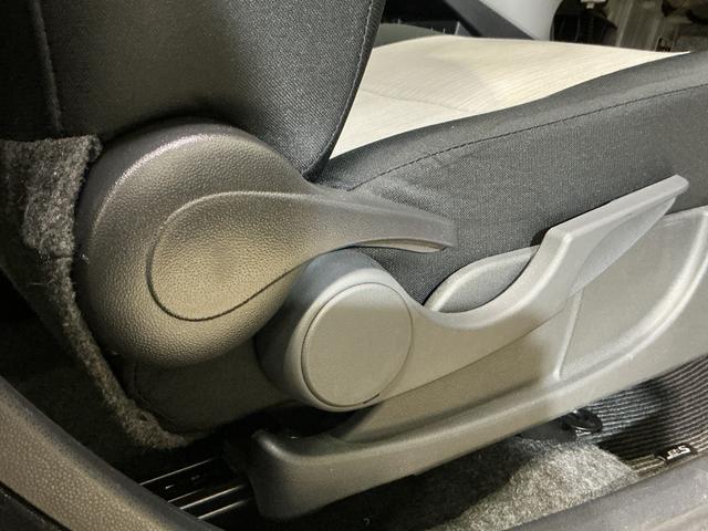 ミライース Ｇ　リミテッドＳＡＩＩＩ　ナビ　バックカメラ　ＥＴＣ　ワンオーナー　ナビ　バックカメラ　ＥＴＣ　ドライブレコーダー　フルセグチューナー　ブルートゥース対応　プッシュボタンエンジンスタート　ＬＥＤヘッドライト　スマートアシストＩＩＩ　オートエアコン　ＡＢＳ（40枚目）