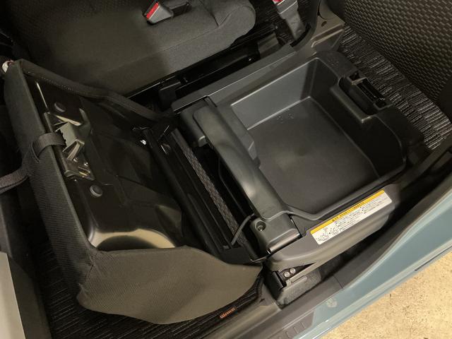 ウェイク ＬリミテッドＳＡＩＩＩ　ワンオーナー　ナビ　パノラマモニター　ワンオーナー　ナビ　パノラマモニター　ドライブレコーダー　両側電動スライドドア　オートマチックハイビーム　ＵＳＢチャージャー　Ｂｌｕｅｔｏｏｔｈ　フルセグＴＶ　ＤＶＤ再生　オートライト　スマートキー（29枚目）