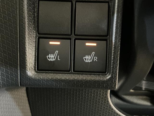 タント X バックカメラ 両側電動スライドドア USBチャージャー バックカメラ 両側電動スライドドア 前後コーナーセンサー 前席シートヒーター 電子パーキング オートブレーキホールド オートマチックハイビーム プッシュスタート USBチャージャー スマートキー(5枚目)