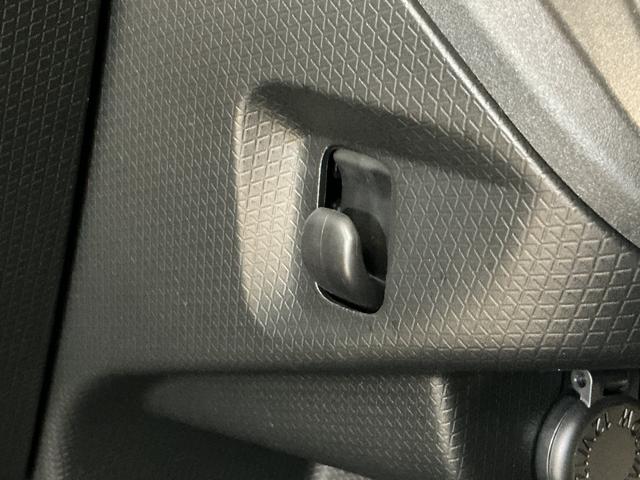 タント X バックカメラ 両側電動スライドドア USBチャージャー バックカメラ 両側電動スライドドア 前後コーナーセンサー 前席シートヒーター 電子パーキング オートブレーキホールド オートマチックハイビーム プッシュスタート USBチャージャー スマートキー(57枚目)