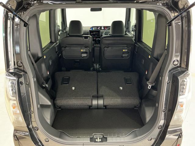 タント カスタムＸ　届出済み未使用車　４ＷＤ　パノラマモニター　届出済み未使用車　４ＷＤ　全周囲カメラ　両側電動スライドドア　前席シートヒーター　前後コーナーセンサー　電子パーキング　オートブレーキホールド　オートマチックハイビーム　１４インチ純正アルミホイール（33枚目）