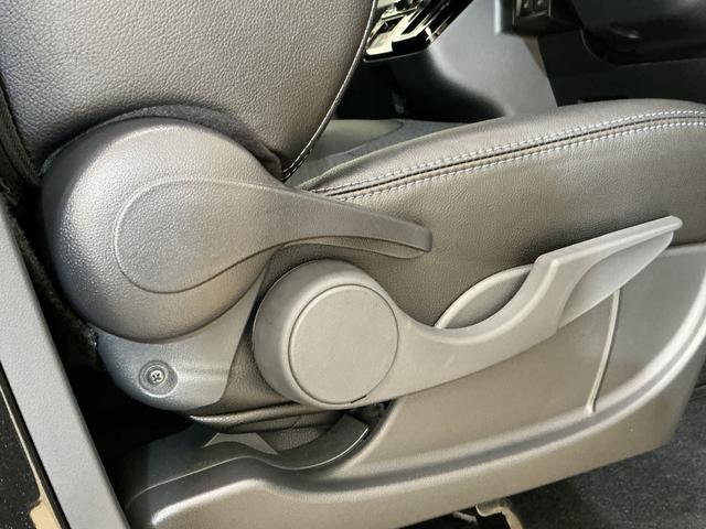 タント カスタムＸ　届出済み未使用車　４ＷＤ　パノラマモニター　届出済み未使用車　４ＷＤ　全周囲カメラ　両側電動スライドドア　前席シートヒーター　前後コーナーセンサー　電子パーキング　オートブレーキホールド　オートマチックハイビーム　１４インチ純正アルミホイール（43枚目）