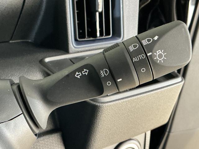 タント カスタムＸ　届出済み未使用車　４ＷＤ　パノラマモニター　届出済み未使用車　４ＷＤ　全周囲カメラ　両側電動スライドドア　前席シートヒーター　前後コーナーセンサー　電子パーキング　オートブレーキホールド　オートマチックハイビーム　１４インチ純正アルミホイール（51枚目）