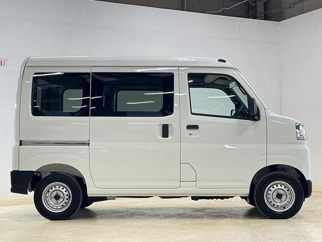 ハイゼットカーゴ ＤＸ　４ＷＤ　スマートアシスト　オートライト　コーナーセンサ　４ＷＤ　スマートアシスト　キーレスリモコン　オートライト　コーナーセンサー　スチールホイール　マニュアルエアコン　フロントパワーウインド　リヤワイパー　アイドリングストップ　パワステ　ＡＢＳ（10枚目）