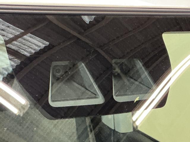 タント X ワンオーナー バックカメラ 両側電動スライドドア USB ワンオーナー バックカメラ 両側電動スライドドア 前席シートヒーター 前後コーナーセンサー 電子パーキング オートブレーキホールド オートマチックハイビーム USB プッシュスタート スマートキー(9枚目)