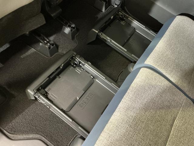 ムーヴキャンバス ストライプスＧ　ワンオーナー　４ＷＤ　バックカメラ　ＵＳＢ　ワンオーナー　４ＷＤ　バックカメラ　両側電動スライドドア　前後コーナーセンサー　前席シートヒーター　電子パーキング　オートブレーキホールド　オートマチックハイビーム　ホッとカップホルダー　ＵＳＢ（24枚目）