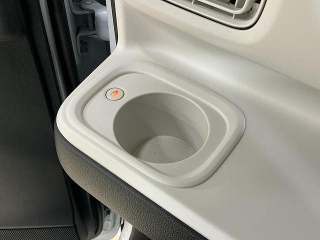 ムーヴキャンバス ストライプスＧ　ワンオーナー　４ＷＤ　バックカメラ　ＵＳＢ　ワンオーナー　４ＷＤ　バックカメラ　両側電動スライドドア　前後コーナーセンサー　前席シートヒーター　電子パーキング　オートブレーキホールド　オートマチックハイビーム　ホッとカップホルダー　ＵＳＢ（59枚目）