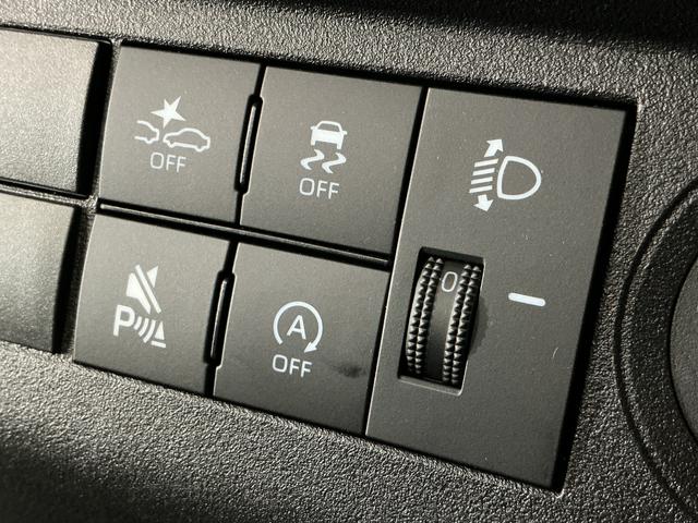 ハイゼットトラック スタンダード　ワンオーナー　４ＷＤ　ＣＶＴ車　ラジオデッキ　ワンオーナー　４ＷＤ　ＣＶＴ車　ラジオデッキ　リアコーナーセンサー　３方開　オートライト　横滑り防止装置　アイドリングストップ　スペアキー有り　マニュアルエアコン　１２Ｖ電源ソケット　バッテリーカバー（5枚目）