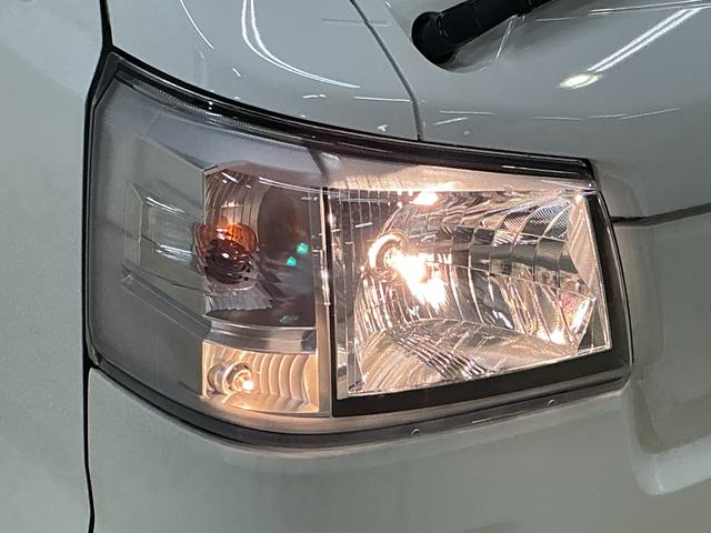 ハイゼットトラック スタンダード　ワンオーナー　４ＷＤ　ＣＶＴ車　ラジオデッキ　ワンオーナー　４ＷＤ　ＣＶＴ車　ラジオデッキ　リアコーナーセンサー　３方開　オートライト　横滑り防止装置　アイドリングストップ　スペアキー有り　マニュアルエアコン　１２Ｖ電源ソケット　バッテリーカバー（8枚目）