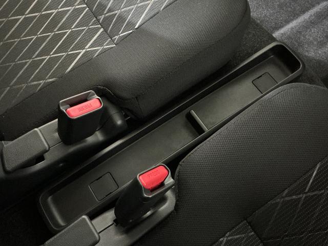 アトレー ＲＳ　届出済未使用車　バックカメラ　両側電動スライドドア　届出済未使用車　ターボ　バックカメラ　両側電動スライドドア　アダプティブクルーズコントロール　オートマチックハイビーム　コーナーセンサー　ＵＳＢチャージャー　ＬＥＤヘッドライト　プッシュスタート（48枚目）