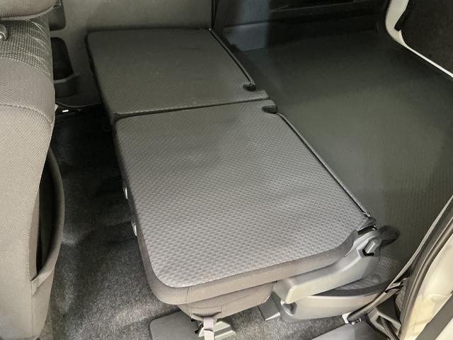 ���S�E�M���̃_�C�n�c���c�X�����񋟂��钆�ÎԂł���