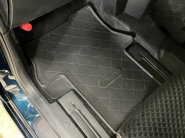 タント カスタムＸスタイルセレクション　パノラマモニター　ＥＴＣ　パノラマモニター　ＥＴＣ　両側電動スライドドア　ロングスライドシート　前席シートヒーター　コーナーセンサー　ＬＥＤヘッドライト　１４インチ純正アルミホイール　ＵＳＢチャージャー　プッシュスタート（34枚目）