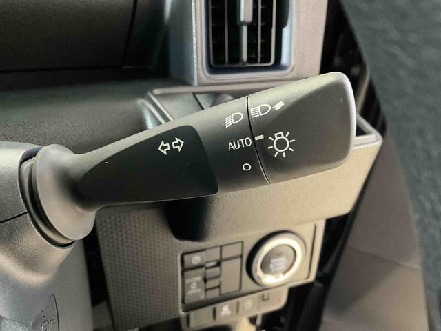 タント X 届出済み未使用車 LEDヘッドランプ シートヒーター 届出済み未使用車 バックカメラ対応 LEDヘッドランプ プッシュボタンスタート キーフリー アイドリングストップ ベンチシート シートヒーター 片側電動スライドドア オートエアコン オートライト(12枚目)