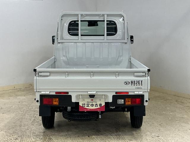 ハイゼットトラック スタンダード　ワンオーナー　４ＷＤ　ＣＶＴ車　ラジオデッキ　ワンオーナー　切替式４ＷＤ　ＣＶＴ車　ラジオデッキ　コーナーセンサー　３方開　オートライト　スペアキー　横滑り防止装置　アイドリングストップ　スマートアシスト　１２Ｖ電源ソケット　マニュアルエアコン（13枚目）