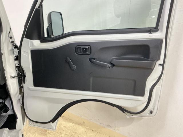 ハイゼットトラック スタンダード　ワンオーナー　４ＷＤ　ＣＶＴ車　ラジオデッキ　ワンオーナー　切替式４ＷＤ　ＣＶＴ車　ラジオデッキ　コーナーセンサー　３方開　オートライト　スペアキー　横滑り防止装置　アイドリングストップ　スマートアシスト　１２Ｖ電源ソケット　マニュアルエアコン（33枚目）