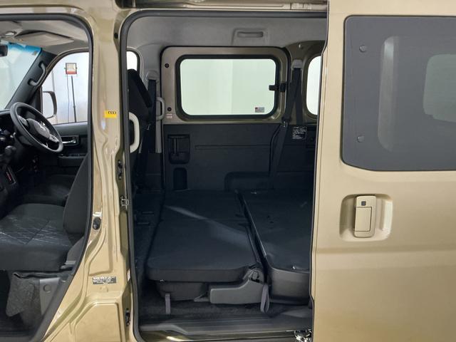 ���S�E�M���̃_�C�n�c���c�X�����񋟂��钆�ÎԂł���