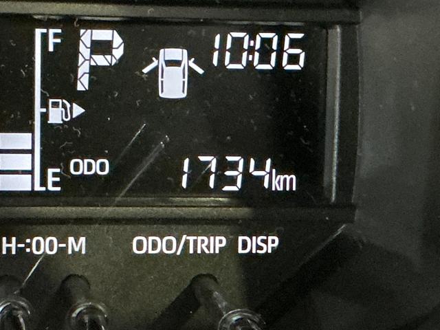 ハイゼットトラック スタンダード　４ＷＤ　ＣＶＴ　ラジオデッキ　コーナーセンサー　４ＷＤ　ＣＶＴ車　ラジオデッキ　前後コーナーセンサー　３方開　オートマチックハイビーム　衝突軽減ブレーキ　１２Ｖ電源ソケット　横滑り防止装置　アイドリングストップ　オートライト　スペアキー（41枚目）