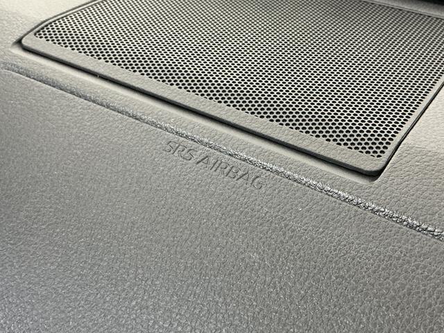 ハイゼットトラック スタンダード　４ＷＤ　ＣＶＴ　ラジオデッキ　コーナーセンサー　４ＷＤ　ＣＶＴ車　ラジオデッキ　前後コーナーセンサー　３方開　オートマチックハイビーム　衝突軽減ブレーキ　１２Ｖ電源ソケット　横滑り防止装置　アイドリングストップ　オートライト　スペアキー（47枚目）