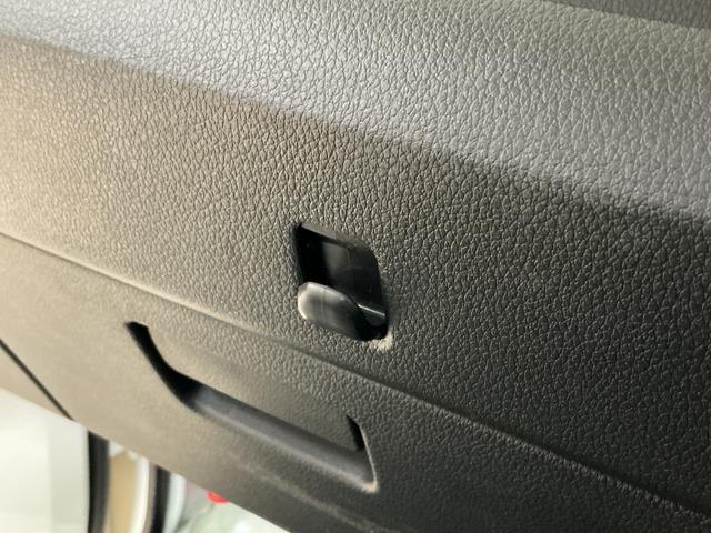 ハイゼットトラック スタンダード　４ＷＤ　ＣＶＴ　ラジオデッキ　コーナーセンサー　４ＷＤ　ＣＶＴ車　ラジオデッキ　前後コーナーセンサー　３方開　オートマチックハイビーム　衝突軽減ブレーキ　１２Ｖ電源ソケット　横滑り防止装置　アイドリングストップ　オートライト　スペアキー（49枚目）