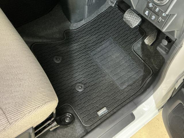 ムーヴ Ｘ　片側電動スライドドア　前後コーナーセンサー　スペアキー有　片側電動スライドドア　前後コーナーセンサー　オートマチックハイビーム　ＬＥＤヘッドライト　横滑り防止装置　アイドリングストップ　オートライト　スマートキー　スペアキー有り　サイドエアバッグ　スマアシ（21枚目）