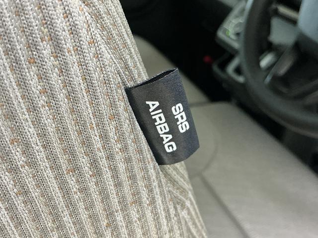 ムーヴ Ｘ　片側電動スライドドア　前後コーナーセンサー　スペアキー有　片側電動スライドドア　前後コーナーセンサー　オートマチックハイビーム　ＬＥＤヘッドライト　横滑り防止装置　アイドリングストップ　オートライト　スマートキー　スペアキー有り　サイドエアバッグ　スマアシ（35枚目）