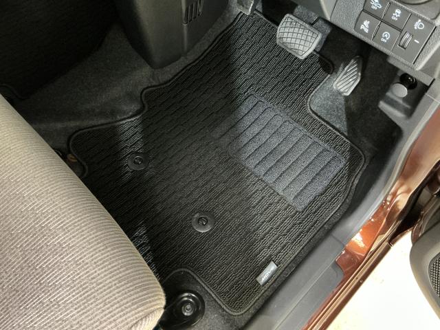 ムーヴ Ｘ　助手席側リヤパワースライドドア　スマートアシスト　助手席側リヤパワースライドドア　プッシュボタンエンジンスタート　スマートアシスト　ＬＥＤヘッドライト　オートライト　オートエアコン　コーナーセンサー　電動格納式ドアミラー　ホイールキャップ　ＡＢＳ（21枚目）