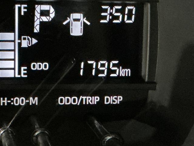 ハイゼットカーゴ クルーズターボ　コーナーセンサー　オートマチックハイビーム　前後コーナーセンサー　オートマチックハイビーム　オートライト　アイドリングストップ　スマートキー　キーレスエントリー　スペアキー有り　プッシュスタート　横滑り防止装置　盗難防止装置　マニュアルエアコン（42枚目）