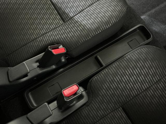 ハイゼットカーゴ クルーズターボ　コーナーセンサー　オートマチックハイビーム　前後コーナーセンサー　オートマチックハイビーム　オートライト　アイドリングストップ　スマートキー　キーレスエントリー　スペアキー有り　プッシュスタート　横滑り防止装置　盗難防止装置　マニュアルエアコン（43枚目）