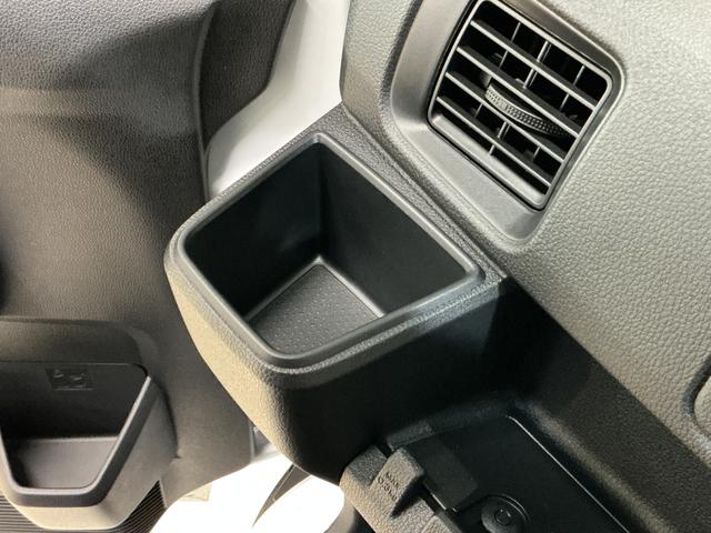 ハイゼットカーゴ クルーズターボ　コーナーセンサー　オートマチックハイビーム　前後コーナーセンサー　オートマチックハイビーム　オートライト　アイドリングストップ　スマートキー　キーレスエントリー　スペアキー有り　プッシュスタート　横滑り防止装置　盗難防止装置　マニュアルエアコン（48枚目）