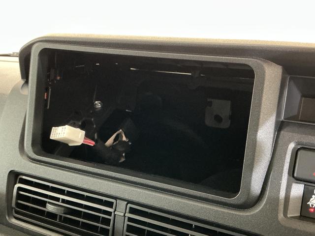 ハイゼットカーゴ デッキバンG CVT車 オートマチックハイビーム スマアシ CVT車 オートマチックハイビーム 両側スライドドア 前後コーナーセンサー スマートアシスト アイドリングストップ 盗難防止装置 横滑り防止装置 プッシュスタート スマートキー 12V電源ソケット(17枚目)