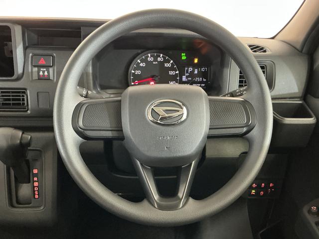 ハイゼットカーゴ デッキバンG CVT車 オートマチックハイビーム スマアシ CVT車 オートマチックハイビーム 両側スライドドア 前後コーナーセンサー スマートアシスト アイドリングストップ 盗難防止装置 横滑り防止装置 プッシュスタート スマートキー 12V電源ソケット(24枚目)