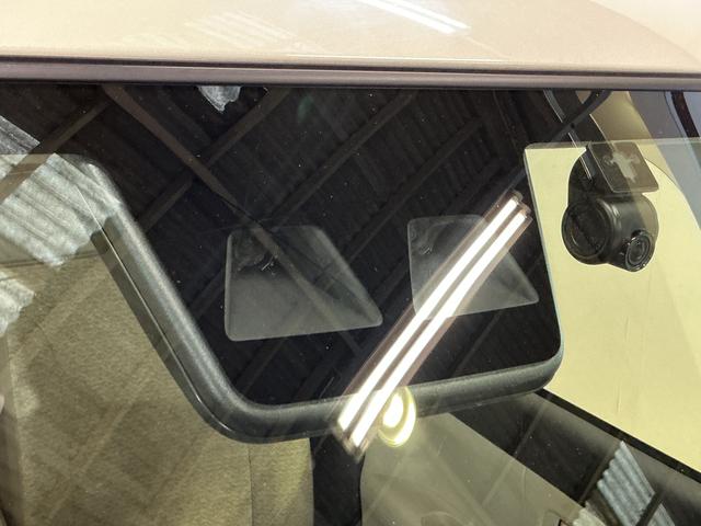 ムーヴキャンバス X SAIII ワンオーナー 4WD ナビ バックカメラ ワンオーナー 4WD ナビ バックカメラ ドラレコ ETC 両側電動スライドドア オートマチックハイビーム Bluetooth USB接続 フルセグTV DVD再生 オートライト スマートキー(11枚目)