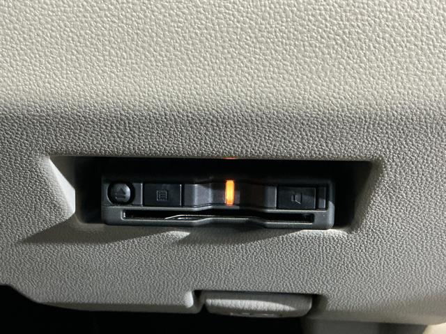 ���X�̓��[�J�[���c�̃_�C�n�c���K�f�B�[���[�ł��B���I���ꂽ���ÎԂ���������Ɛ������Ă��[�߂������܂��̂ŁA���S�̃J�[���C�t�������\���������܂���