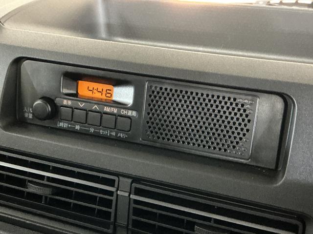ハイゼットトラック ジャンボスタンダード 5速MT ラジオ 前後コーナーセンサー 5速MT ラジオデッキ 前後コーナーセンサー オートマチックハイビーム 3方開 オートライト 横滑り防止装置 アイドリングストップ マニュアルエアコン 12V電源ソケット ヘッドライトレべライザー(3枚目)