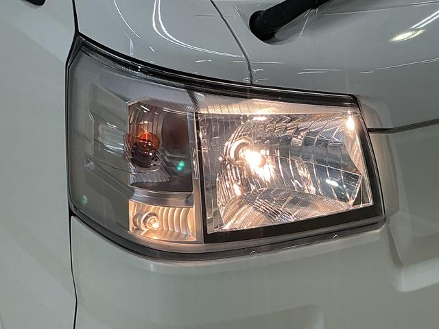 ハイゼットトラック ジャンボスタンダード 5速MT ラジオ 前後コーナーセンサー 5速MT ラジオデッキ 前後コーナーセンサー オートマチックハイビーム 3方開 オートライト 横滑り防止装置 アイドリングストップ マニュアルエアコン 12V電源ソケット ヘッドライトレべライザー(8枚目)