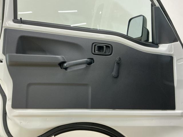 ハイゼットトラック ジャンボスタンダード 5速MT ラジオ 前後コーナーセンサー 5速MT ラジオデッキ 前後コーナーセンサー オートマチックハイビーム 3方開 オートライト 横滑り防止装置 アイドリングストップ マニュアルエアコン 12V電源ソケット ヘッドライトレべライザー(21枚目)