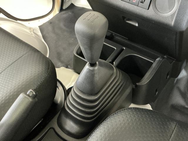 ハイゼットトラック ジャンボスタンダード 5速MT ラジオ 前後コーナーセンサー 5速MT ラジオデッキ 前後コーナーセンサー オートマチックハイビーム 3方開 オートライト 横滑り防止装置 アイドリングストップ マニュアルエアコン 12V電源ソケット ヘッドライトレべライザー(42枚目)