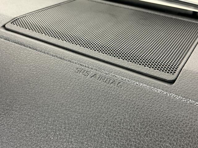 ハイゼットトラック ジャンボスタンダード 5速MT ラジオ 前後コーナーセンサー 5速MT ラジオデッキ 前後コーナーセンサー オートマチックハイビーム 3方開 オートライト 横滑り防止装置 アイドリングストップ マニュアルエアコン 12V電源ソケット ヘッドライトレべライザー(46枚目)