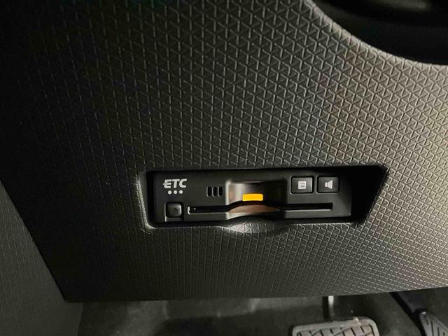 タント カスタムＲＳ　ディスプレイオーディオ　バックカメラ　ターボ　スマートアシスト　ディスプレイオーディオ　バックカメラ　フルセグチューナー　ターボ　プッシュボタンエンジンスタート　両側リヤパワースライドドア　ブルートゥース対応　アダプティブクルースコントロール（5枚目）