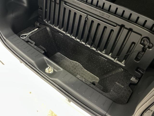 ムーヴキャンバス ＧブラックアクセントＶＳ　ＳＡＩＩＩ　ワンオーナー　ナビＴＶ　ワンオーナー　ナビ　パノラマモニター　ドラレコ　ＥＴＣ　両側電動スライドドア　Ｂｌｕｅｔｏｏｔｈ　オートマチックハイビーム　運転席シートヒーター　ウィンドシールドディアイサー　フルセグＴＶ　ＵＳＢ接続（32枚目）